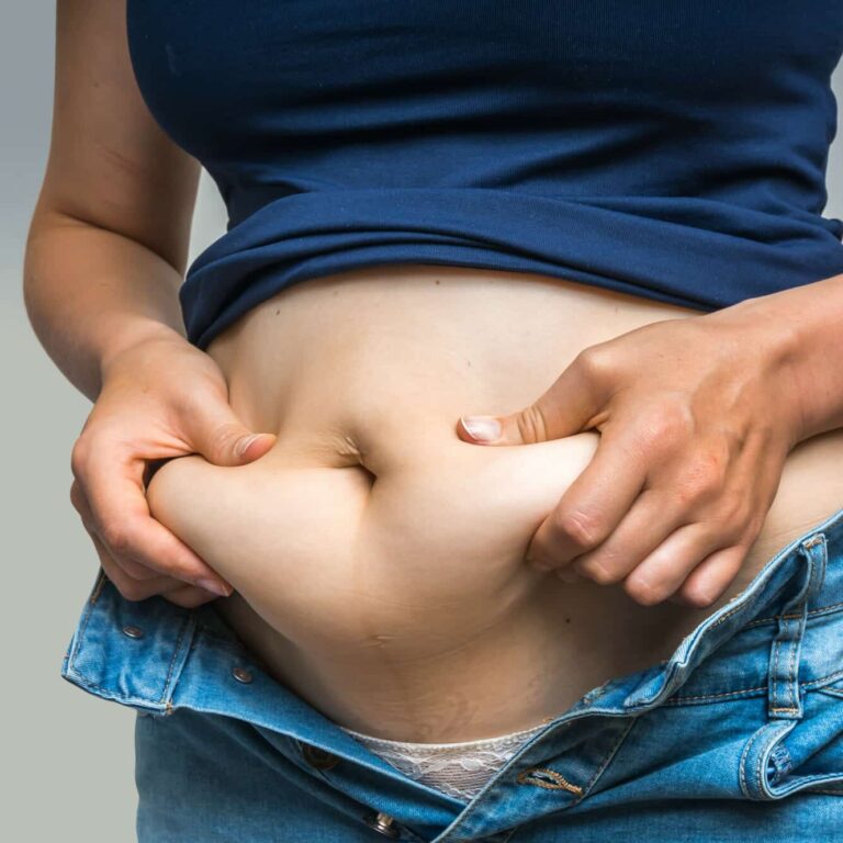 overweight woman body with han e1739408886882